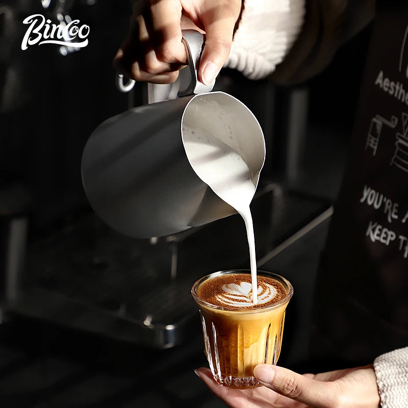 BINCOO 600ML Milk Frothing Pitcher – 304 Stainless Steel Latte Jug with OZ/ML Scale